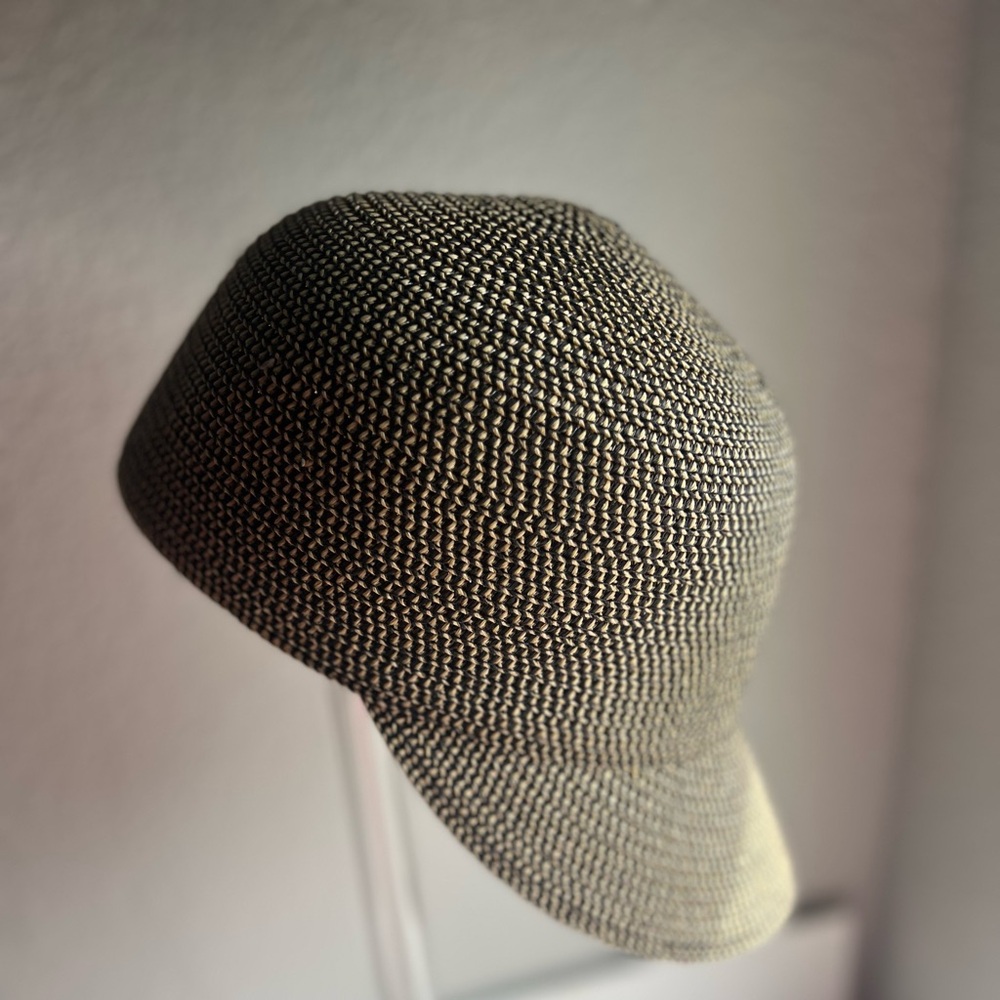 CRUISE CLUB WOVEN HAT - Neutral Beige BLACK